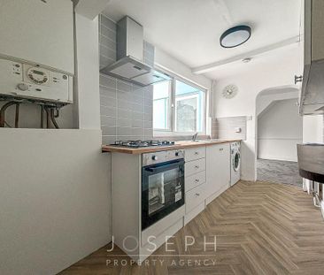 3 bedroom terraced house to rent - Photo 6