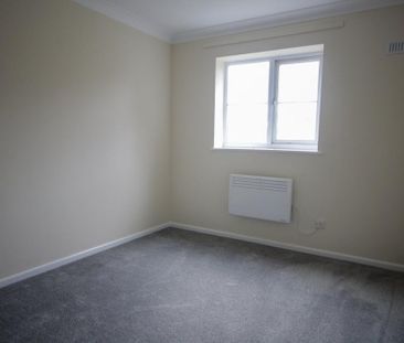 2 bedroom ground floor maisonette to rent - Photo 4