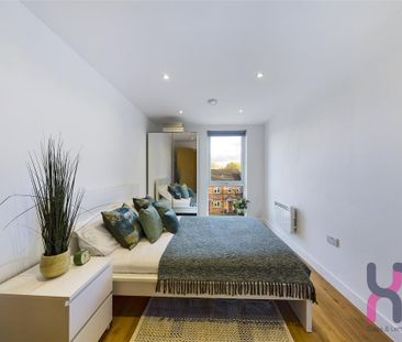 2 bedroom flat to rent - Photo 5