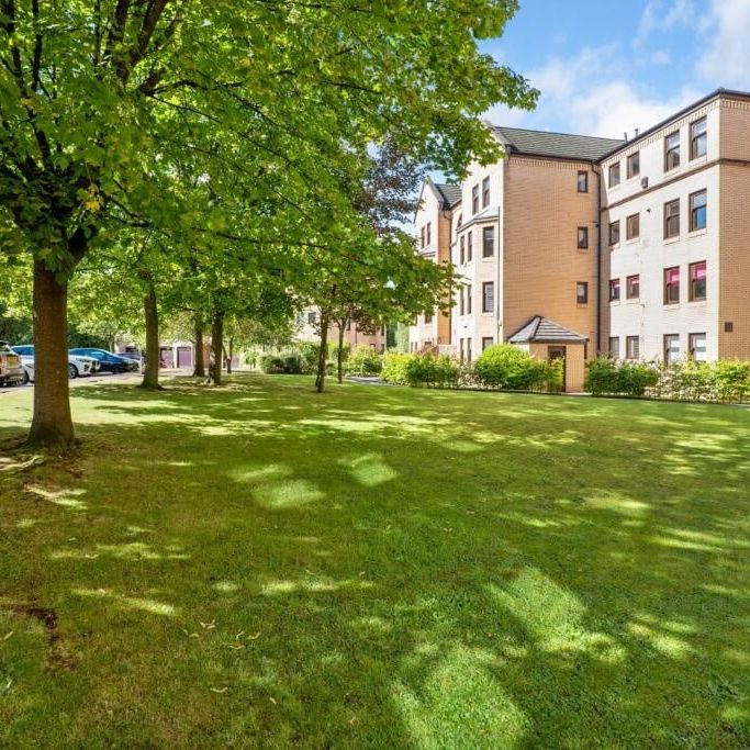 3 Bed Flat, Hughenden Lane, G12 - Photo 1