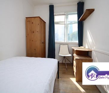 1 Bedroom Room in Flat Share To Rent - Photo 1