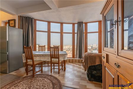 Studio, regim in vila, areal pretios, terasa, vedere panoram - Fotografie 3