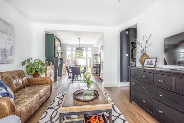 Green Lane, Chislehurst BR7 - Photo 1