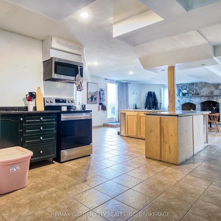 For Lease - 33260 Pettit Road, Wainfleet, Ontario - Photo 1