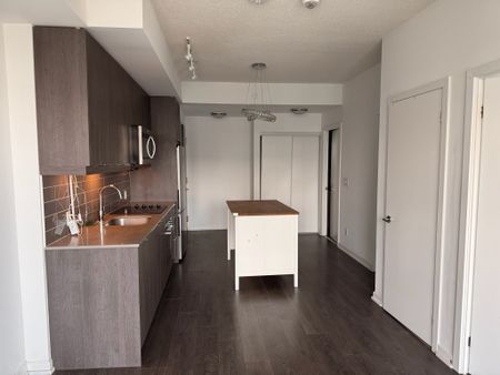 For Lease - 32 Forest Manor Road Unit# 1401, Toronto, Ontario - Photo 2