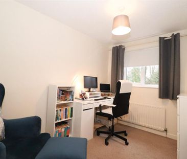 2 bedroom semi-detached house to rent - Photo 3
