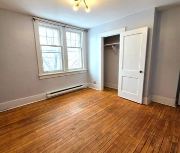 For Lease - 514 Bay Street Unit# 1, Ottawa Centre, Ontario - Photo 2