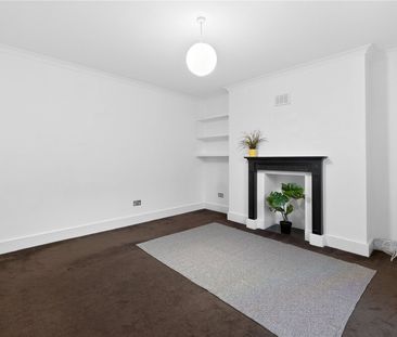 Queensbridge Road, Hoxton, London, E2 8NR - Photo 3
