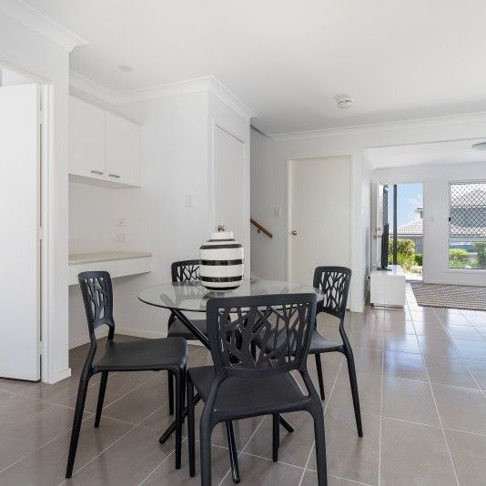 Spacious 3-Bedroom Townhouse with Hassle-Free Living at Kimberley Edge â No Lawns or Garden Maintenance! - Photo 1