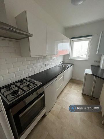 1 bedroom flat to rent - Photo 5
