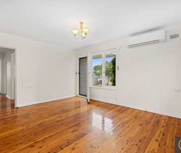 Freshly Refurbished 3 Bedroom Home - Photo 4