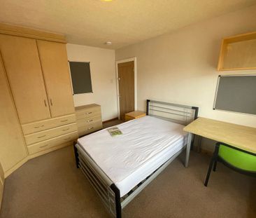 Farndale Avenue, Osbaldwick - P10624 - Photo 3