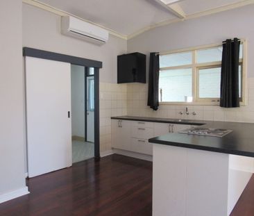 103 Read Street, Rockingham, WA 6168 - Photo 2