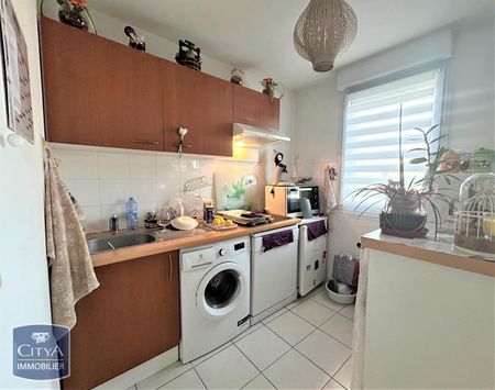 Location Appartement 2 pièces 50m² CAUSSADE 82300 - Photo 3