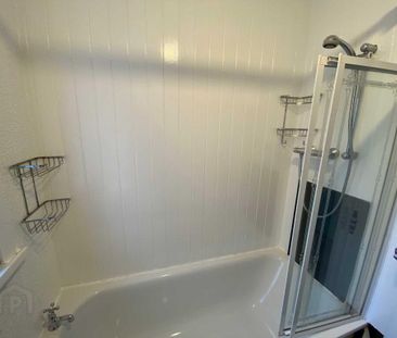 107 Ravenhill Gardens, Ravenhill, Belfast, BT6 8GQ - Photo 1