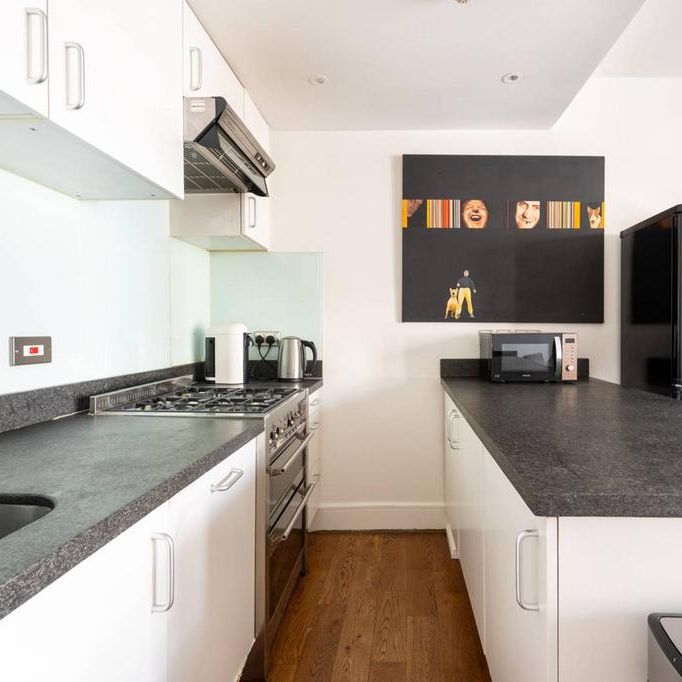 1 bedroom flat to rent - Photo 1