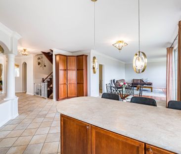 For Lease - 85 Bloomsbury Avenue, Brampton, Ontario - Photo 5