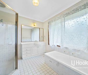 GREAT SIZE FAMILY HOME - Photo 3