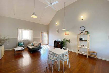 PRIME LOCATION IN QUIET COMPLEX - DON'T MISS OUT!!!! - Photo 3