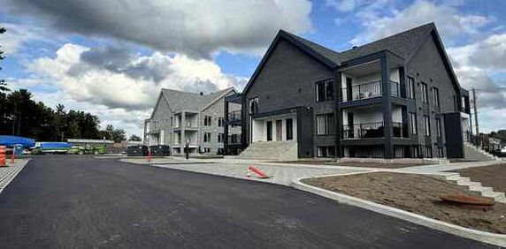 5 1/2 à Louer! - Photo 2