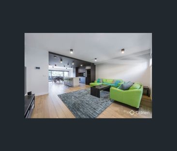 Modern Coastal Living with Space, Style & Convenience - Photo 2