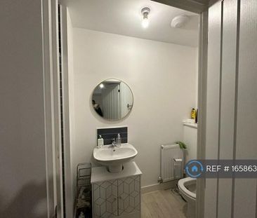 3 bedroom detached house to rent - Photo 4