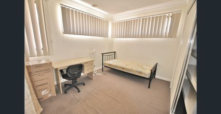 **FURNISHED**!!! -5 bedrooms, 2 bathrooms, modern style townhouse... CITY WIDE REAL ESTATE - Photo 3