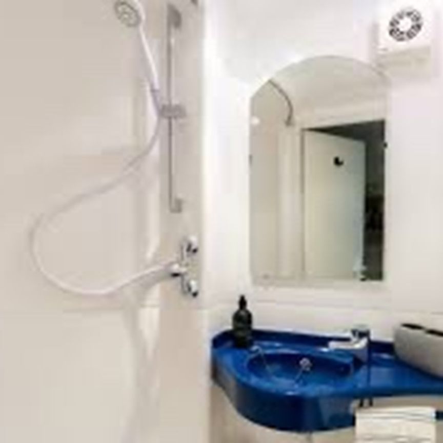 Room in a Shared Flat, Mansion Canalside A, B19 - Photo 2