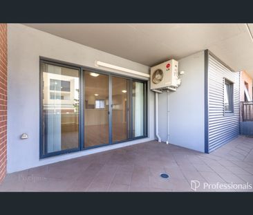 4/2 Stockton Bend, Cockburn Central, WA 6164 - Photo 6