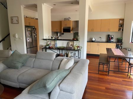 Parramatta - Photo 3