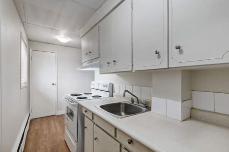 Premier Suite - 1 Bedroom - Photo 4