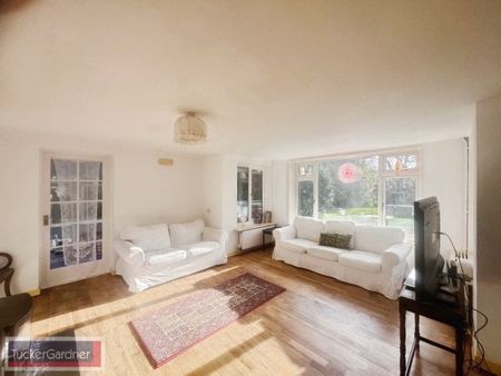 Caxton End, Bourn, CB23 2ST - Photo 2