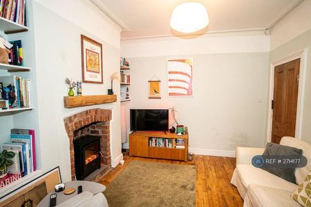 3 bedroom terraced house to rent - Photo 4