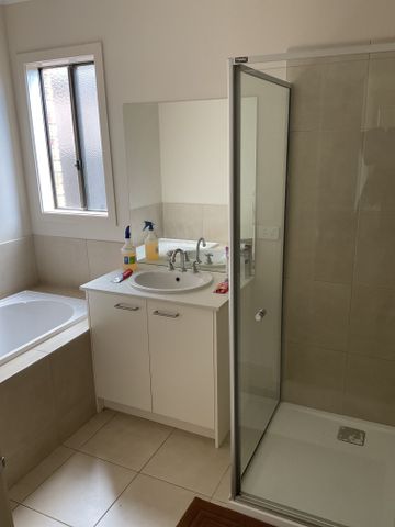 Manor Lakes - Photo 3