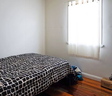 3 Bedroom Lowset Queenslander in Inner City - Photo 1