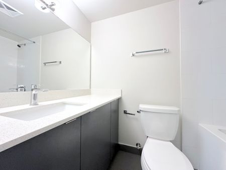 For Lease - 3385 Dundas Street Unit# 308, Toronto, Ontario - Photo 3