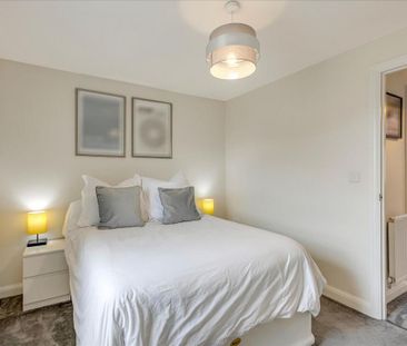 2 bedroom semi-detached house to rent - Photo 6