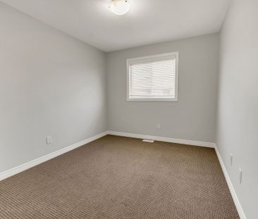 For Lease - 152 Heron Street, Welland, Ontario - Photo 4