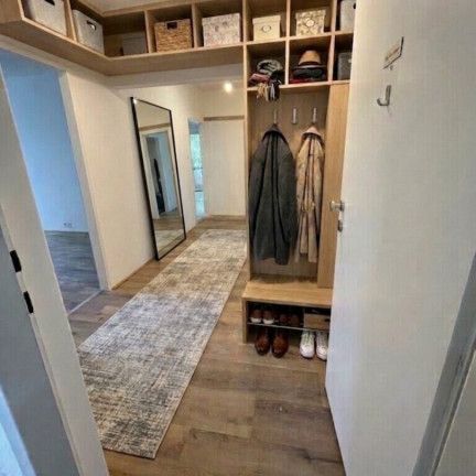 Einzigartige Wohnatmosphäre in grüner und dennoch zentraler Lage! Attraktive 2-Raum-Wohnung mit Balkon! - Foto 1