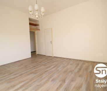 Pronájem bytu 1+1 43 m² - Photo 1