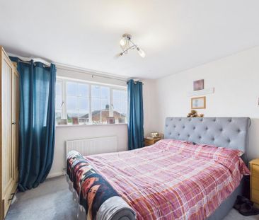 3 bedroom terraced house to rent - Photo 3