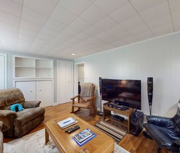 For Lease - 5177 Reeves Road, Burlington, Ontario - Photo 3