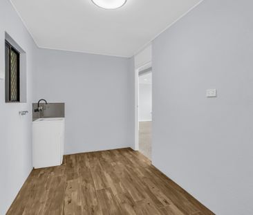 TWO-LEVEL HOME WITH PANORAMIC OCEAN VIEWS - Photo 5