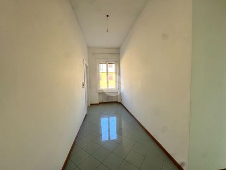 5 locali in affitto - Photo 2