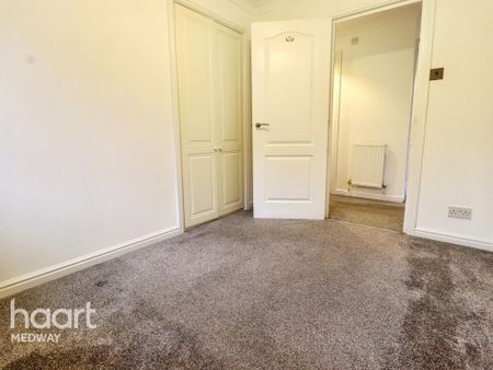 2 bedroom apartment to rent - Photo 5