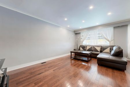 For Lease - 125 Wayne Avenue, Toronto, Ontario - Photo 2