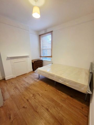 3 Bed Flat, Doverfield Road, SW2 - Photo 4