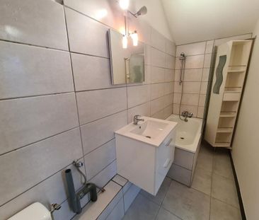 Location Appartement 1 pièce 39m² LE CREUSOT 71200 - Photo 4