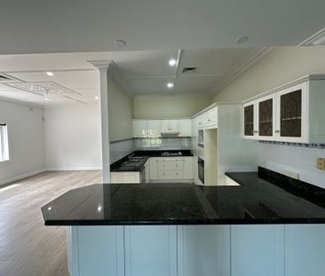 Spacious Family Residence in Highly Sought after Suburb - Photo 3