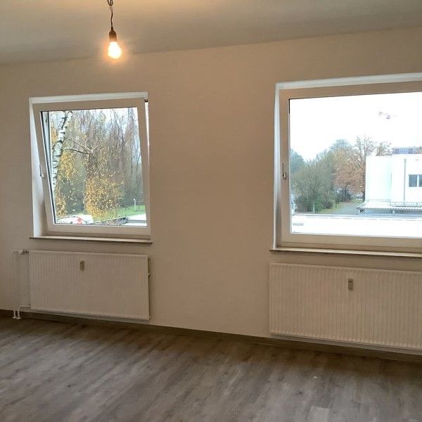 3,5-Zimmer-Wohnung mit individueller Raumaufteilung und frisch renoviert - Foto 1